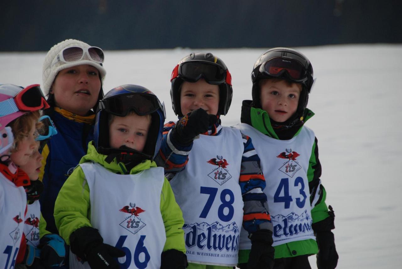 Hotel Garni Zimmermann Reith bei Kitzbühel エクステリア 写真